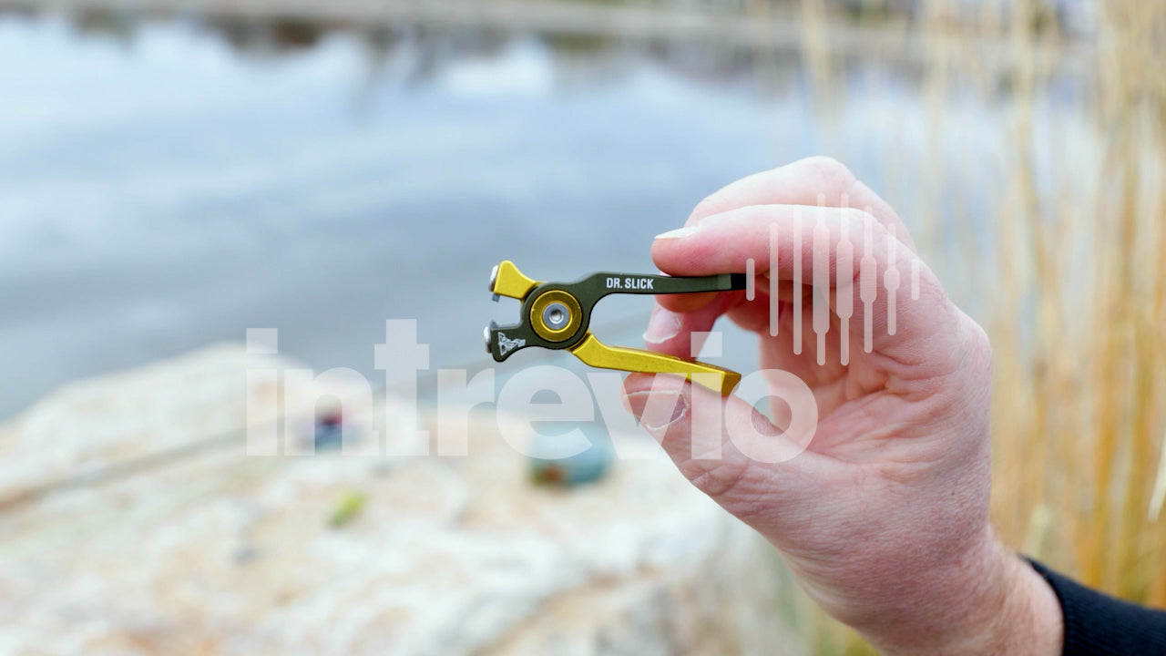 Holding Dr Slick Cyclone Nippers-3