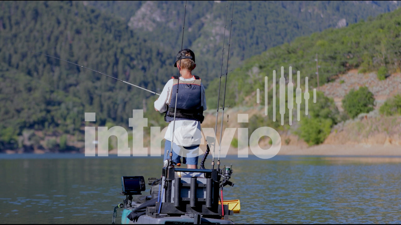 Standing and Finshing in Kayak