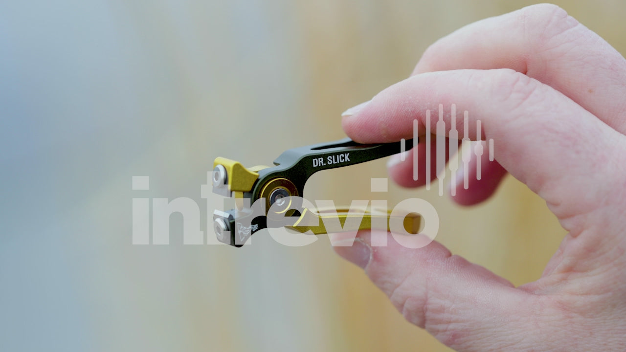 Holding Dr Slick Cyclone Nippers-6