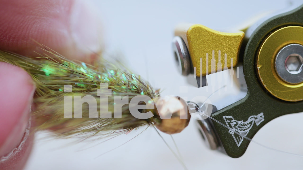 Cutting Line with Dr Slick Cyclone Nippers-Tight 1