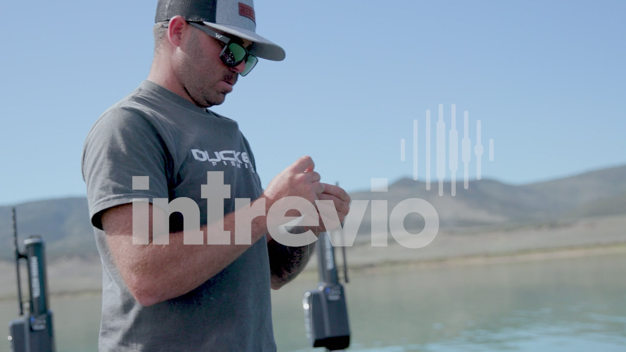 Tying Bass Fishing Line-02